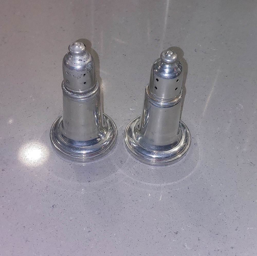 Vintage Empire Pewter Weighter (Set of 2)